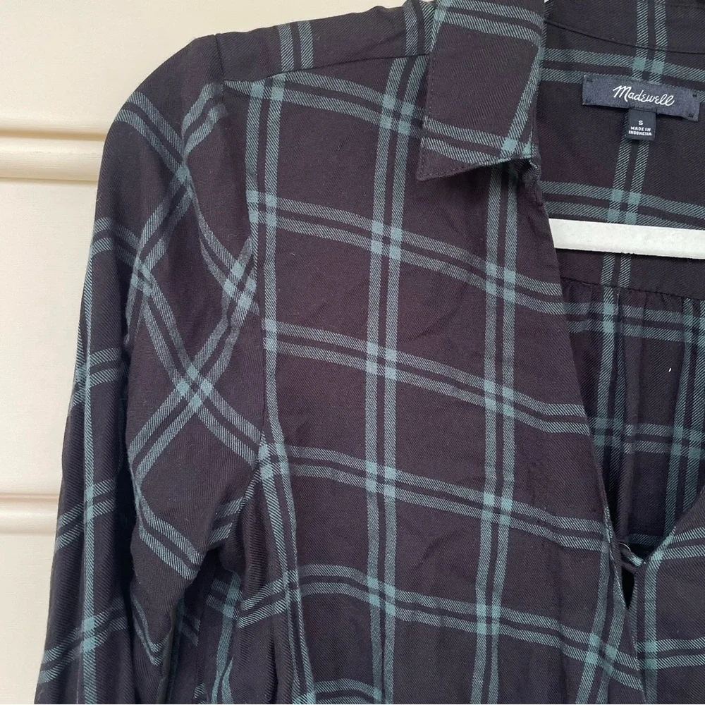 MADEWELL Plaid Black Green Collared Wrap Front Top Small - Picture 3 of 9